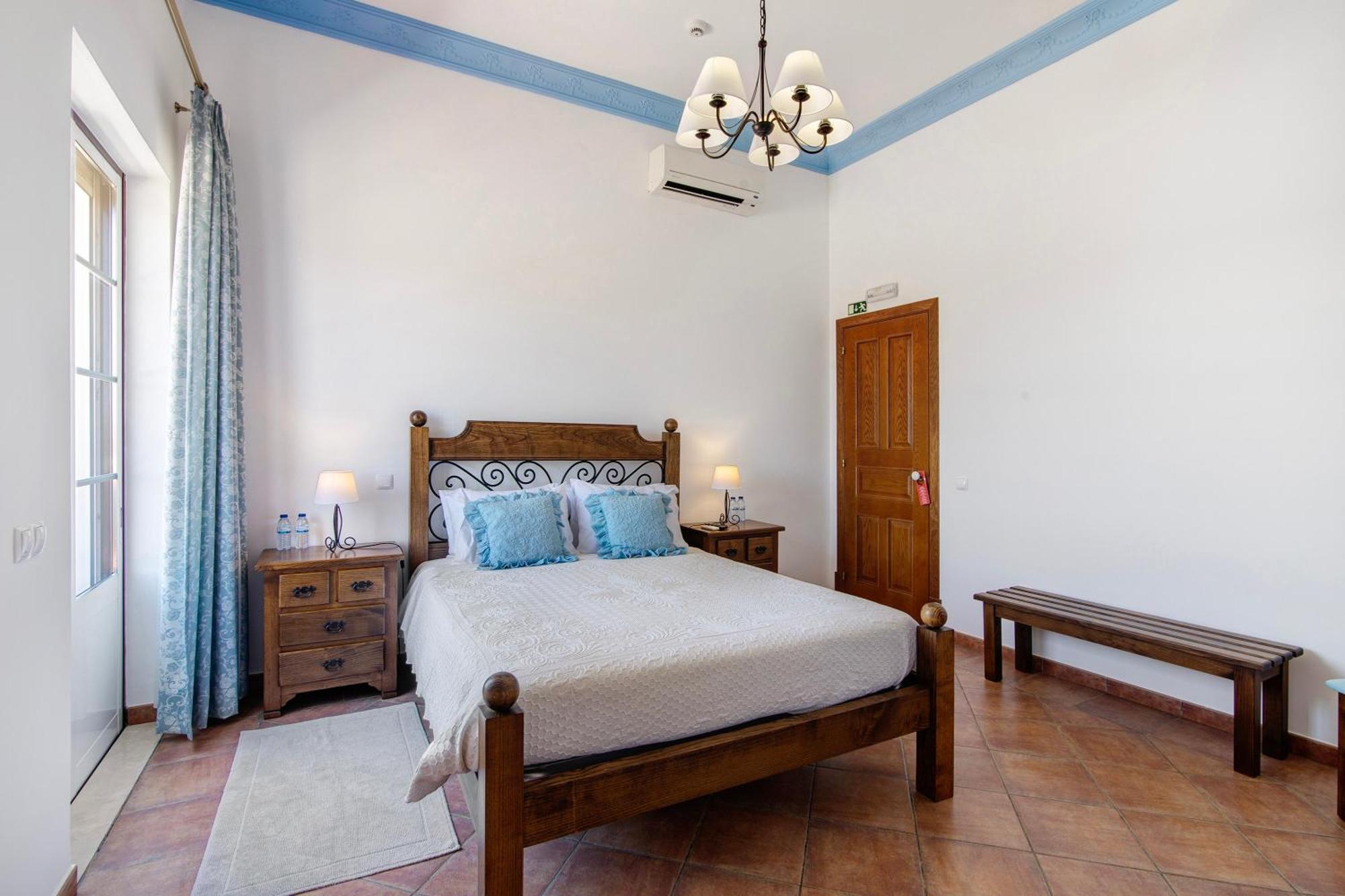 Casas Do Monte Gioes