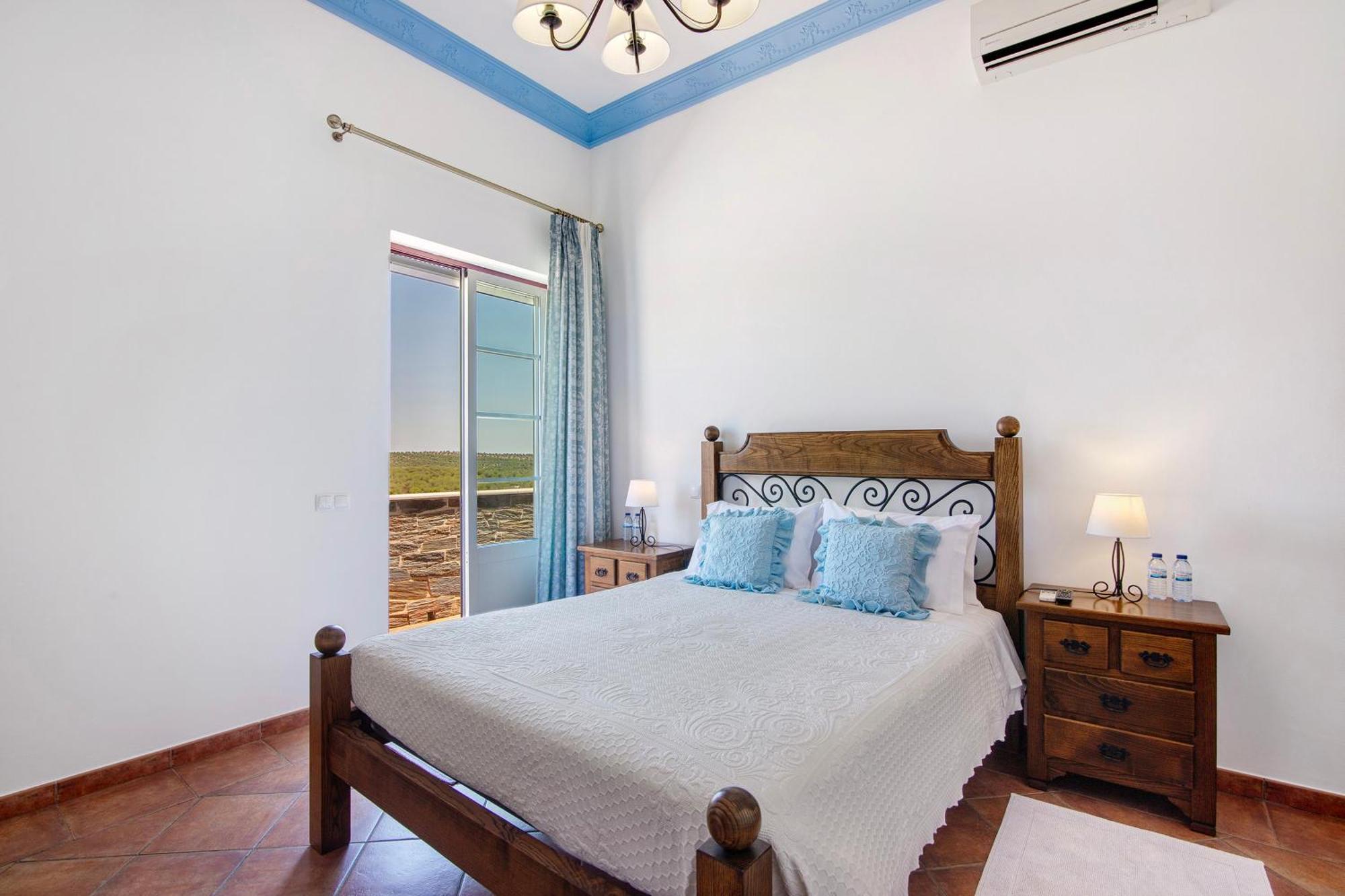 Casas Do Monte *